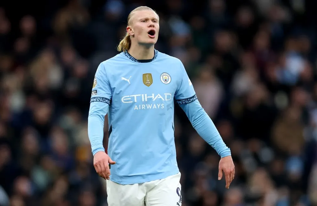Haaland enfrentando o West Ham (Photo by Carl Recine/Getty Images)