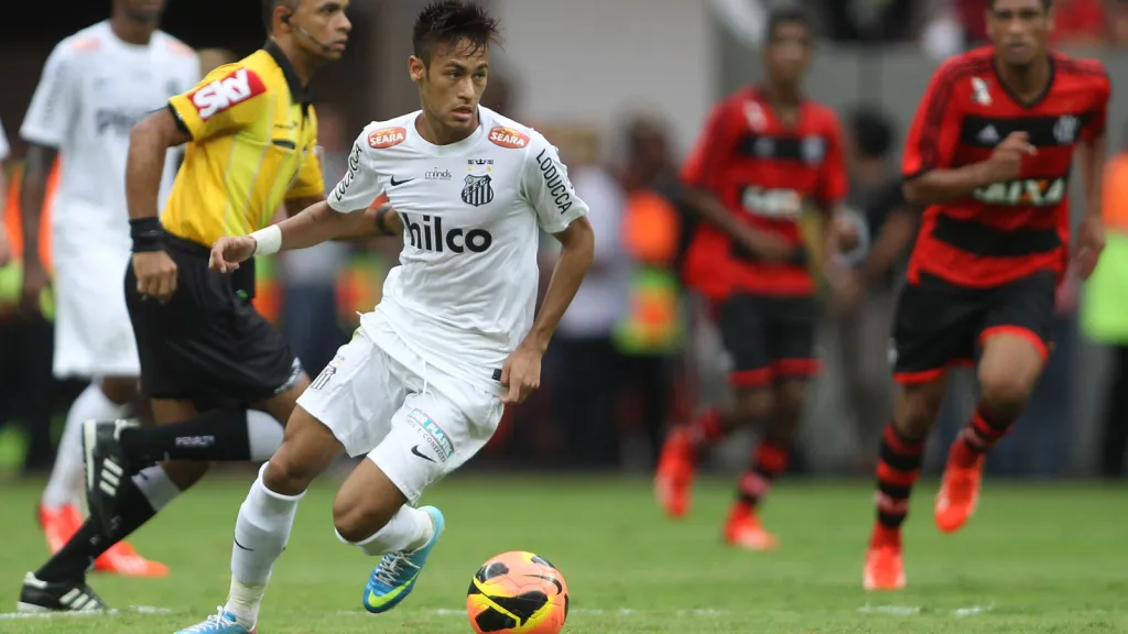 Neymar durante partida do Santos contra o Flamengo (foto: Adalberto Marques/AGIF)