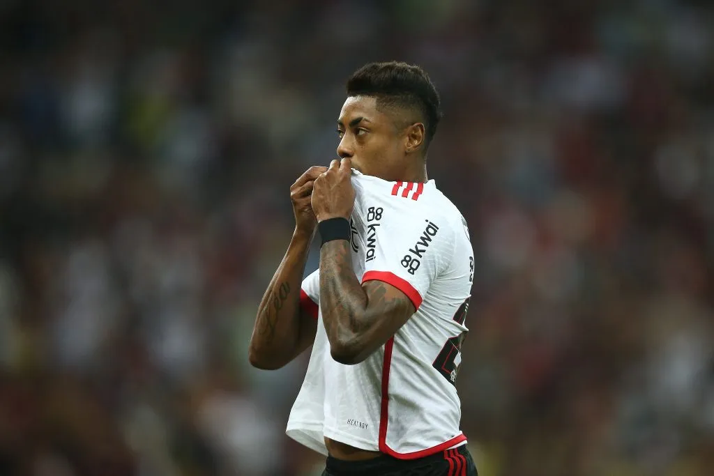 Bruno Henrique enfrentando o Vasco (Photo by Wagner Meier/Getty Images)