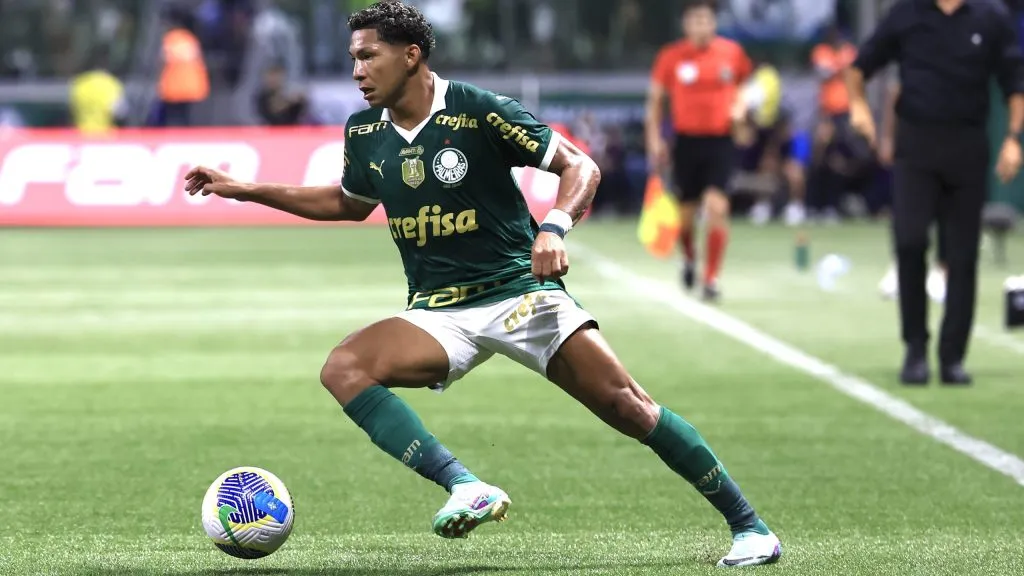 Rony jogando pelo Palmeiras. Foto: Marcello Zambrana/AGIF