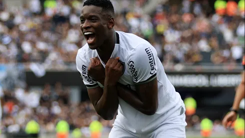 Botafogo encaminha venda de Luiz Henrique por R$ 218 milhões após procura do Manchester United. (Photo by Buda Mendes/Getty Images)