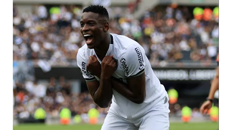 Botafogo encaminha venda de Luiz Henrique por R$ 218 milhões após procura do Manchester United. (Photo by Buda Mendes/Getty Images)