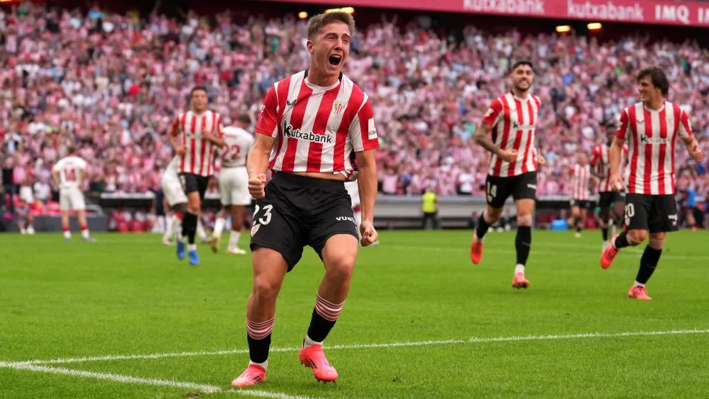 Jauregizar comemorando gol. Foto: Juan Manuel Serrano Arce/Getty Images
