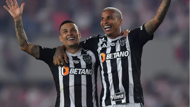 Corinthians e Atlético Mineiro decidem sobre acordo por grande nome do futebol brasileiro. (Photo by Marcelo Endelli/Getty Images)