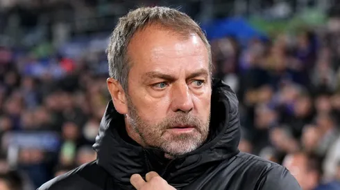 Após um empate frustrante contra o Getafe, o time catalão vê a pressão aumentar, tanto pela ameaça de distanciamento do líder Real Madrid quanto pela insatisfação crescente dos torcedores. (Foto: Angel Martinez/Getty Images)