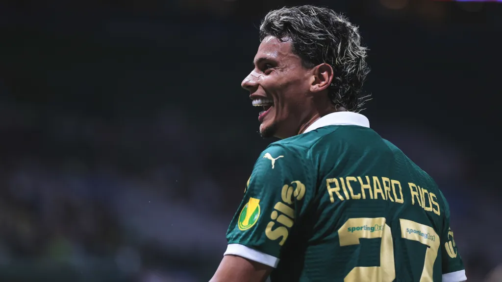 Richard Ríos usando a camisa 27 do Palmeiras (foto: Ettore Chiereguini/AGIF)