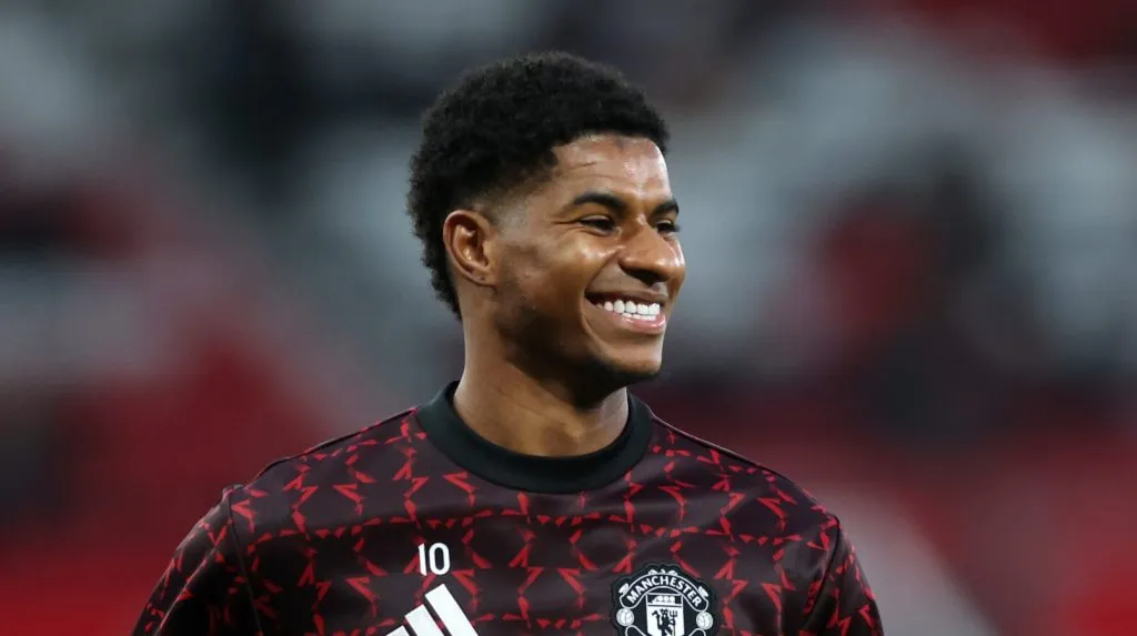 Rashford durante o aquecimento (Carl Recine/Getty Images)