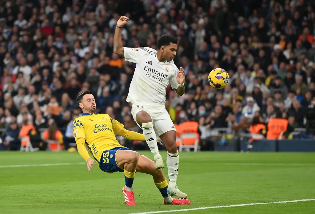 Rodrygo em ação pelo Real Madrid. (Photo by Denis Doyle/Getty Images)
