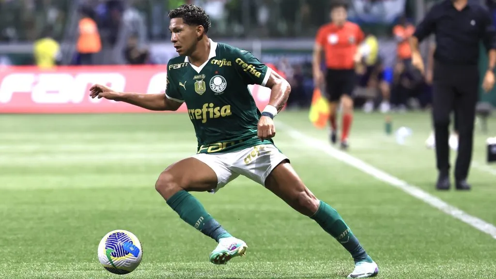 Rony jogando pelo Palmeiras. Foto: Marcello Zambrana/AGIF