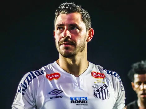 Giuliano é disputado por Coritiba e Athletico-PR após deixar o Santos