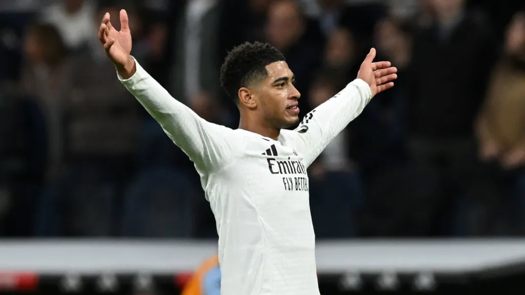 Jude Bellingham comemorando gol pelo Real Madrid (Photo by Denis Doyle/Getty Images)