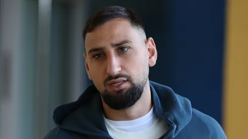 Gianluigi Donnarummaa antes de treino pela Itália