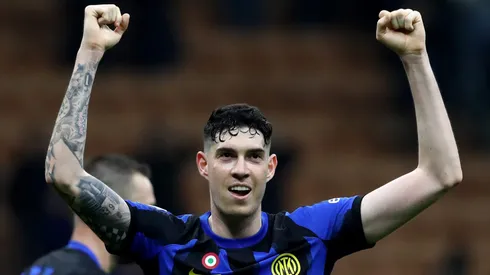 O Chelsea avalia a contratação do zagueiro italiano Alessandro Bastoni para reforçar sua defesa e elevar o nível de competitividade da equipe. (Photo by Marco Luzzani/Getty Images)