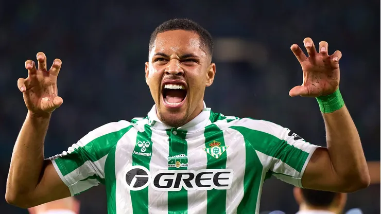 Palmeiras define estratégia e chegada de Vitor Roque ganha possível data para acontecer. (Photo by Fran Santiago/Getty Images)