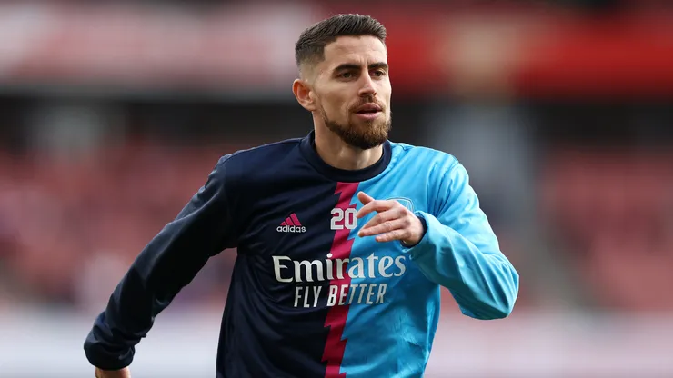 Jorginho antes de jogo pelo Arsenal