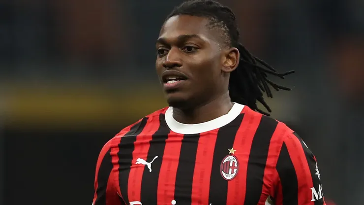 Barcelona e Milan podem fechar grande troca de jogadores para a próxima temporada. Foto: Marco Luzzani/Getty Images