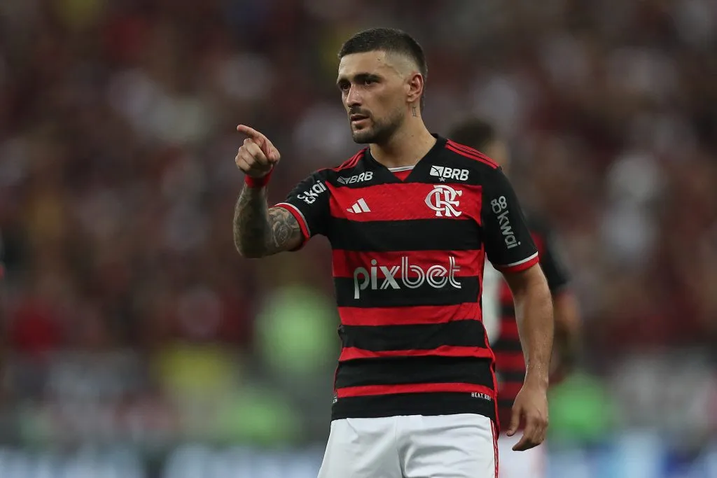 Arrascaeta enfrentando o Bahia (Photo by Wagner Meier/Getty Images)