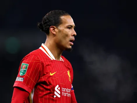 Van Dijk deixa futuro no Liverpool em aberto e fala sobre renovação contratual