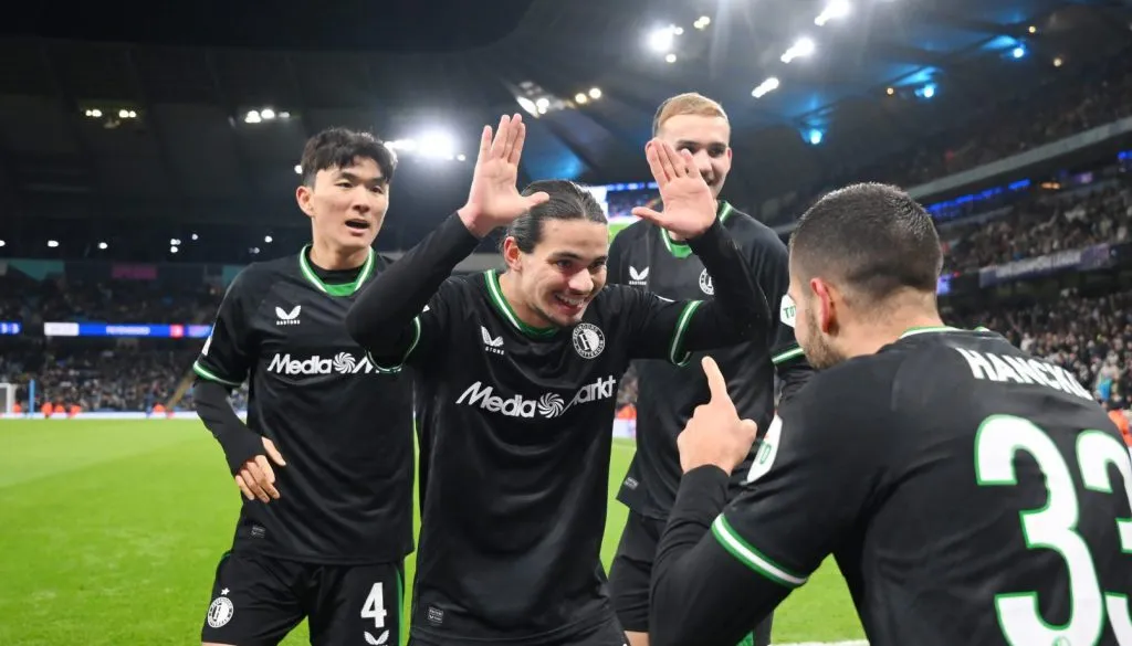 Moussa (23) celebrando um gol pelo Feyenoord ( Michael Regan/Getty Images)