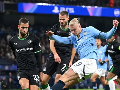 Chelsea busca reforço com interesse em David Hancko do Feyenoord