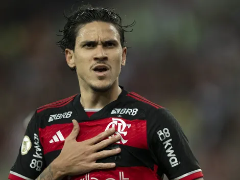 Flamengo sonda Pablo Felipe