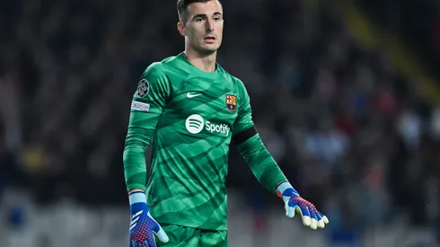 Iñaki Peña renovou com o Barcelona e foi emprestado para o Elche