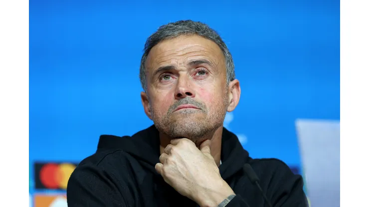 Luis Enrique, técnico do PSG (Photo by Alexander Hassenstein/Getty Images)