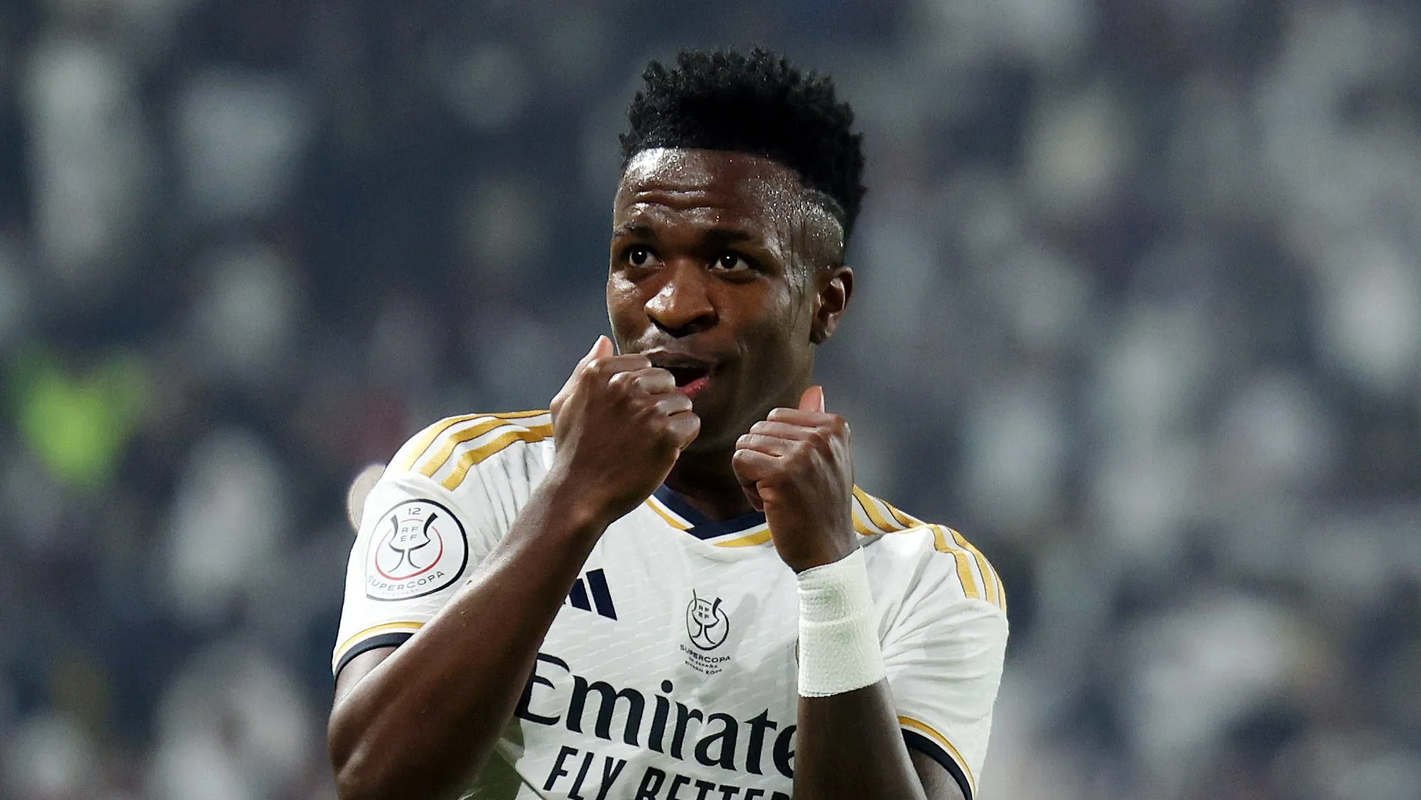 Vini Jr receberá nova oferta. (Photo by Yasser Bakhsh/Getty Images)