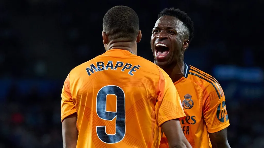 Mbappé e Vinicius Jr. (Photo by Juan Manuel Serrano Arce/Getty Images)