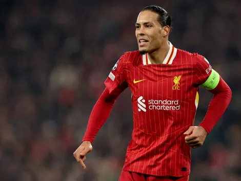 Liverpool: Arne Slot exalta Van Dijk e dispara: "Desde o primeiro.."