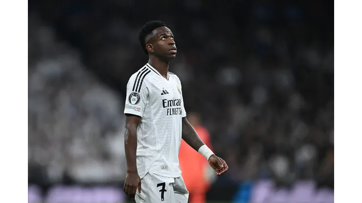 Vinicius Jr perde a cabeça nos bastidores. Foto: Denis Doyle/Getty Images