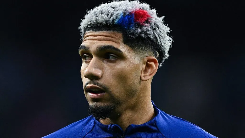 Ronald Araújo, jogador do Barcelona (Photo by David Ramos/Getty Images)