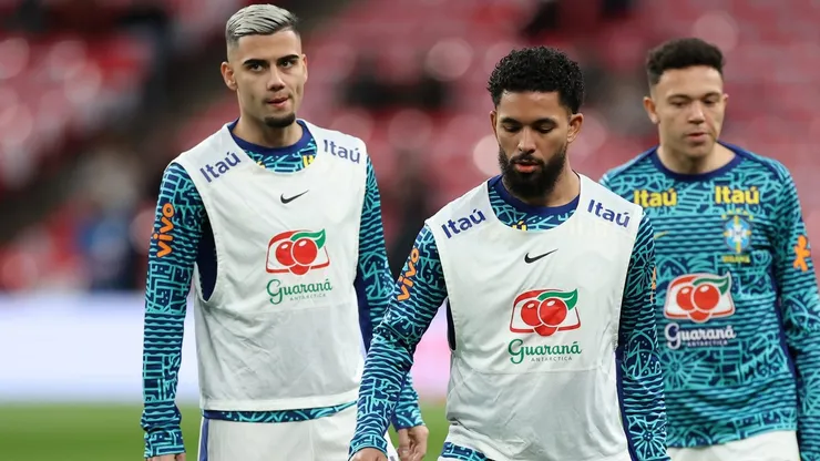 Manchester City quer fechar com brasileiro.