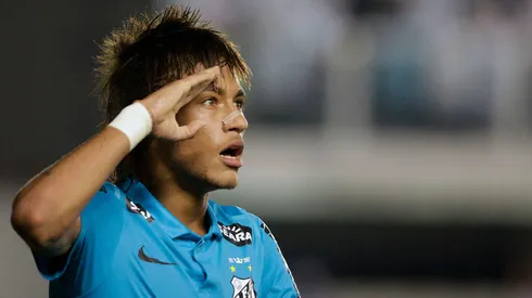 Neymar conquistou seis títulos com a camisa do Santos