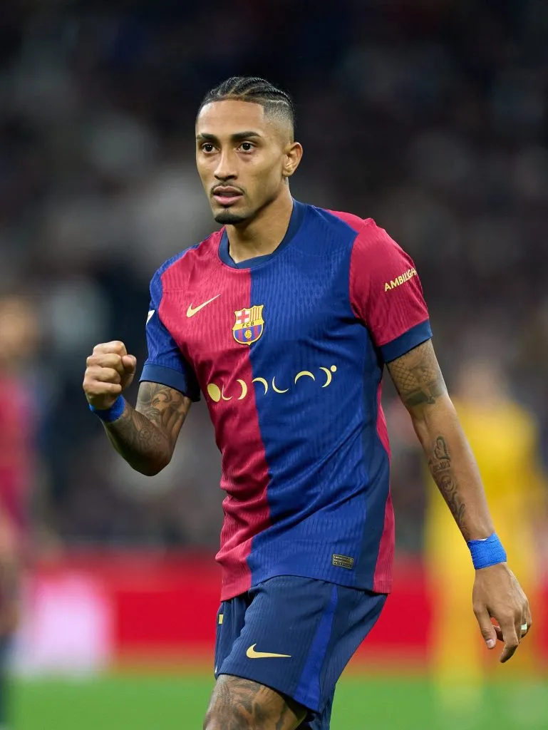Raphinha atuando pelo Barcelona (Photo by Angel Martinez/Getty Images)