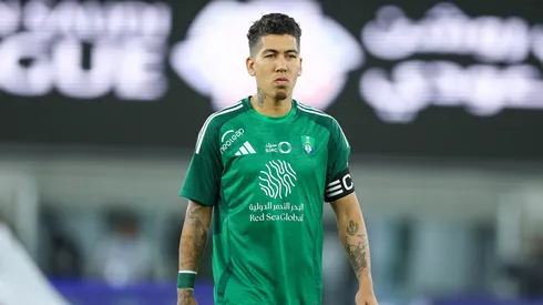 Roberto Firmino em jogo pelo Al-Ahli