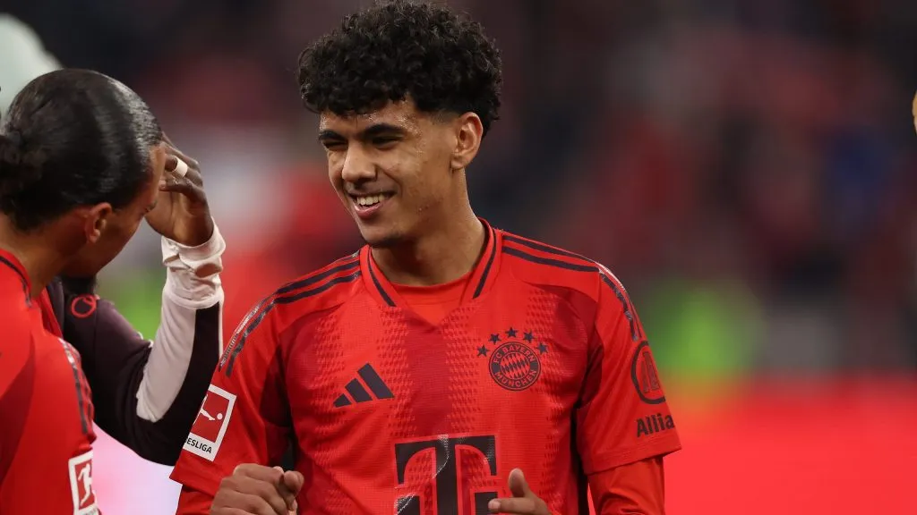 Aznou em jogo do Bayern de Munique. Foto: Alexander Hassenstein/Getty Images