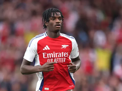 Manchester United reforça defesa com Ayden Heaven, ex-Arsenal