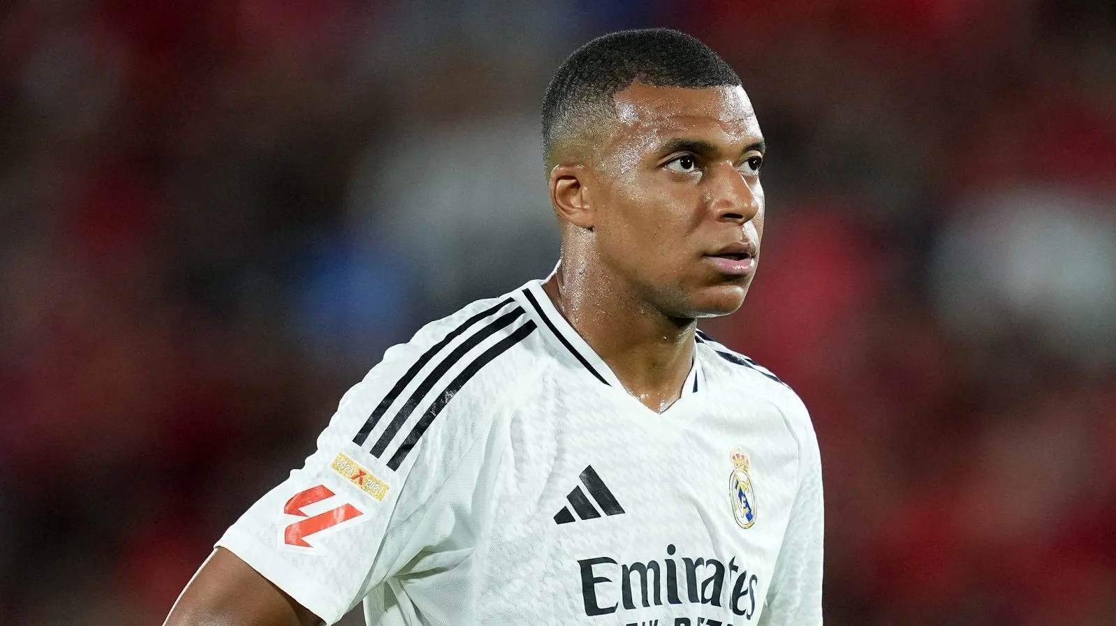 Mbappé é o artilheiro do Real Madrid na temporada. (Photo by Alex Caparros/Getty Images)