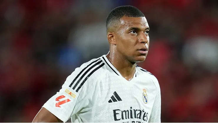 Após uma temporada de altos e baixos em sua estreia no Real Madrid, Kylian Mbappe reencontrou o bom futebol e mostrou comprometimento com o clube. Foto: Alex Caparros/Getty Images