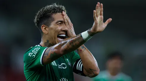 Roberto Firmino após marcar gol pelo Al-Ahli