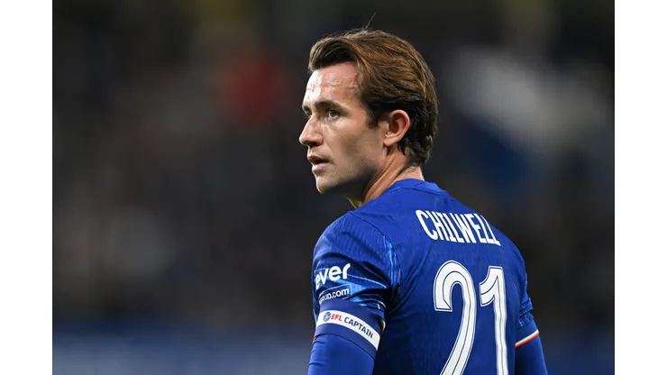 Ben Chilwell pelo Chelsea (Photo by Mike Hewitt/Getty Images)