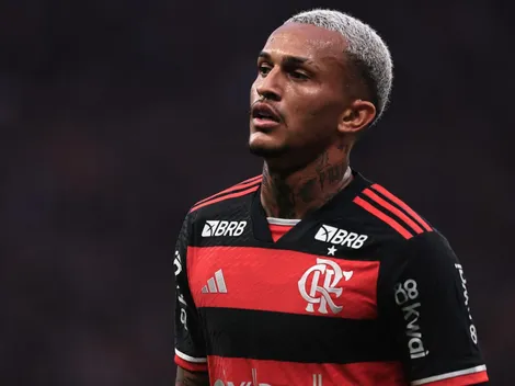 Wesley é disputado por Liverpool e Manchester United