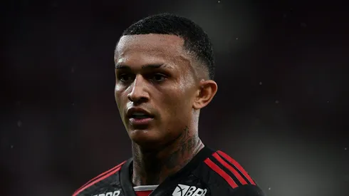 Wesley é alvo de gigante da Premier League.