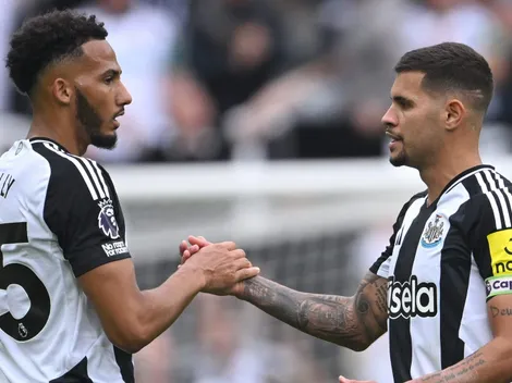 Lloyd Kelly assina com a Juventus por empréstimo