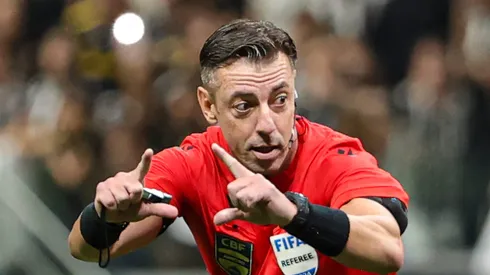 Raphael Claus vai apitar o Derby do Paulistão. Foto: Gilson Lobo/AGIF