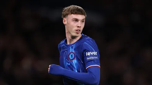 Chelsea de Palmer investe e contrata meia para jogar a Premier League.