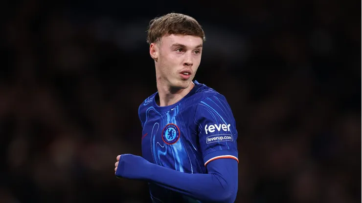 Chelsea de Palmer investe e contrata meia para jogar a Premier League.