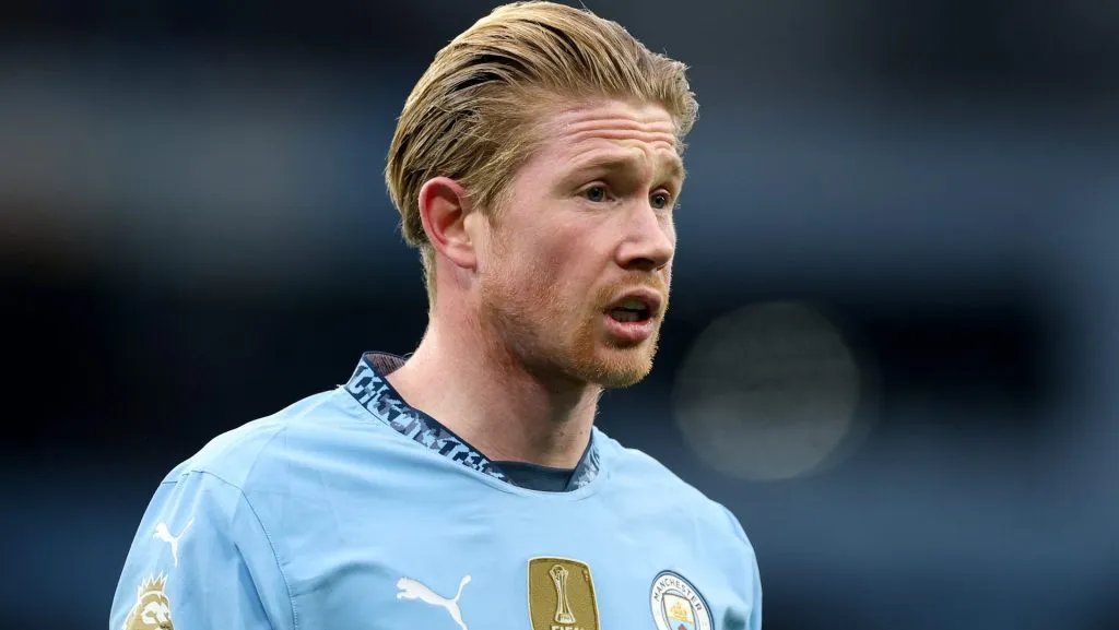 De Bruyne em campo pelo Manchester City (Photo by Carl Recine/Getty Images)