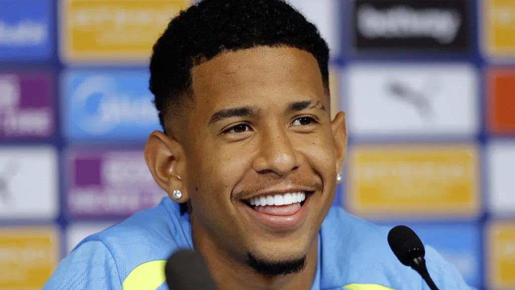 Savinho, atacante do Manchester City (Photo by Malcolm Couzens/Getty Images)